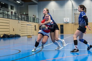 Bild 217 - wAJ HC Quickborn - HSG Kiel/Kronshagen : Ergebnis: 20:17